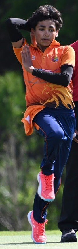 Preet Patel bowling